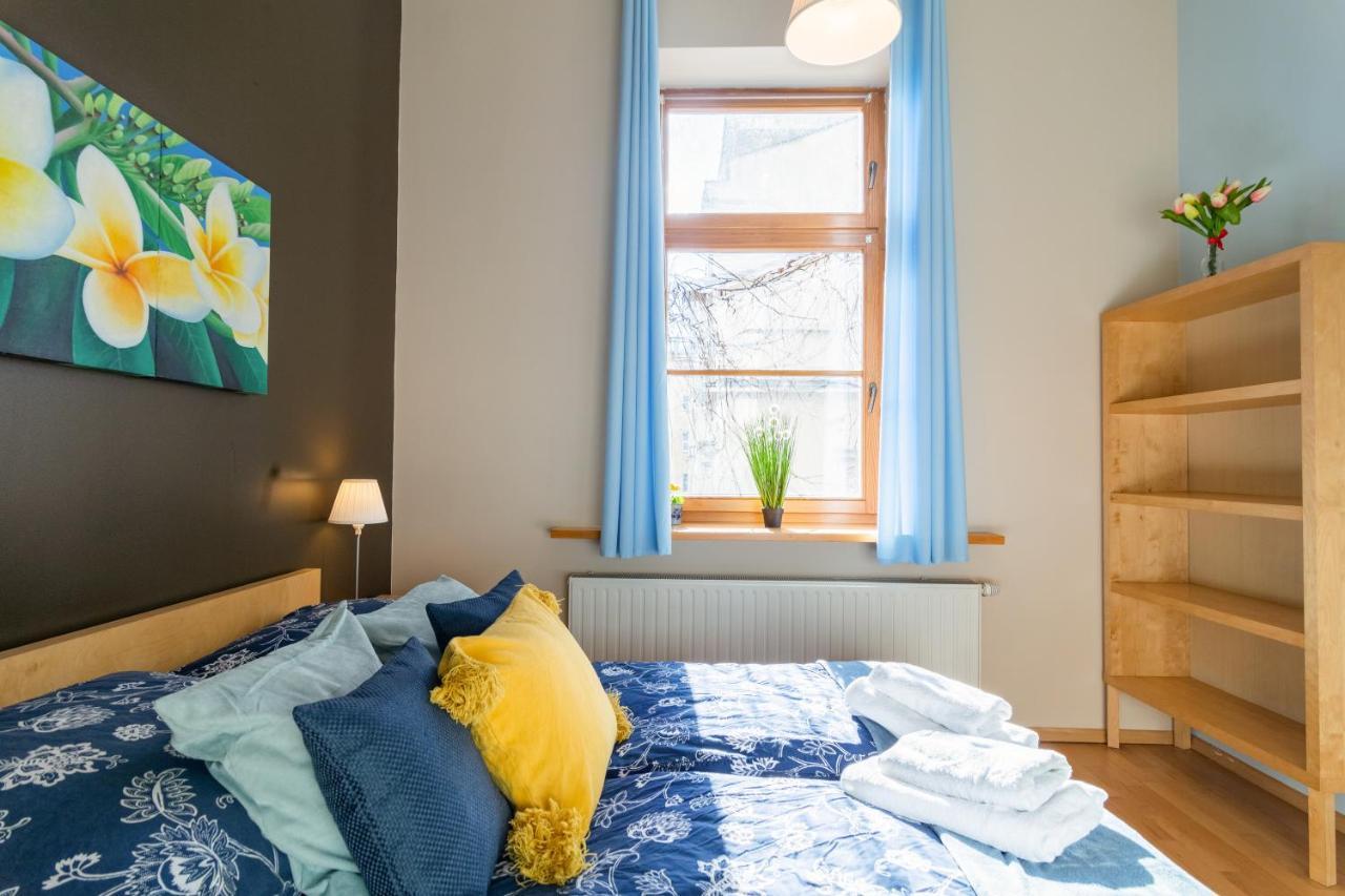 Apartment House Of Frida